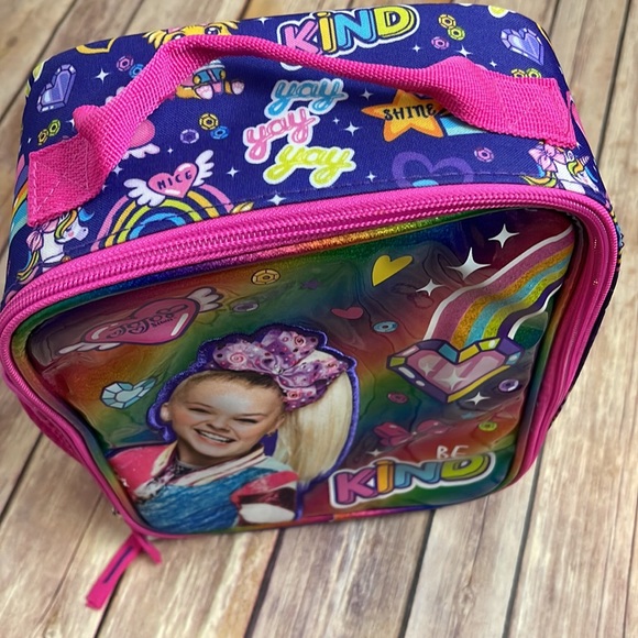 Jojo Siwa lunch box - like new condition - says “be kind” - Picture 6 of 8